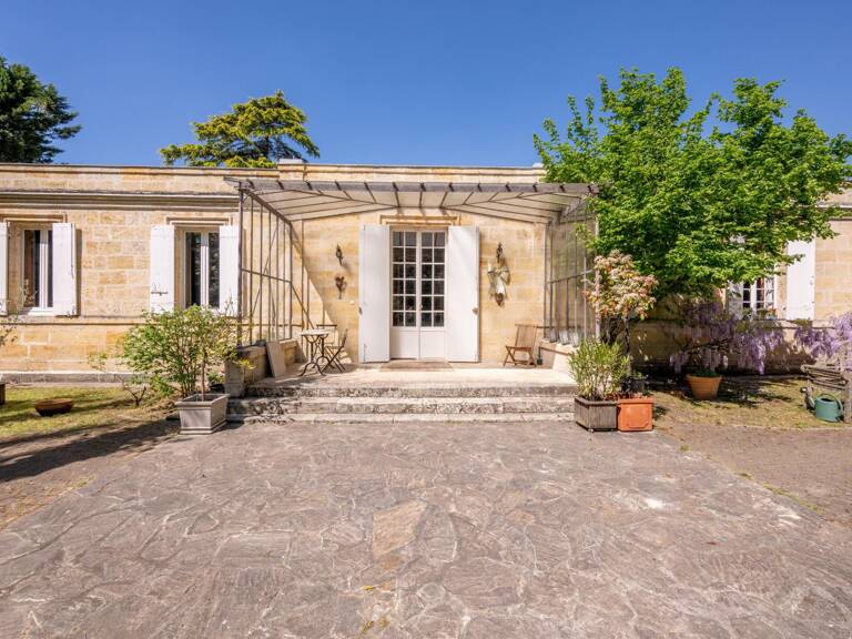 Maison de Maître 230 m² avec parc de 2500 m², plain pied, charme... — photo 1