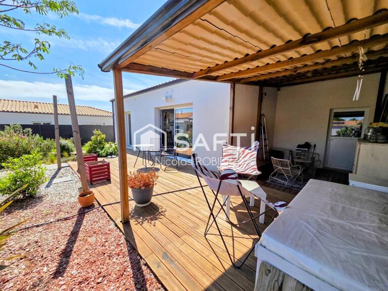 PLAIN PIED IMPECCABLE , DEUX CHAMBRES , GARAGE, JARDIN ET PLUS ! — photo 1