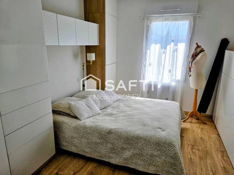 PLAIN PIED IMPECCABLE , DEUX CHAMBRES , GARAGE, JARDIN ET PLUS ! — photo 1
