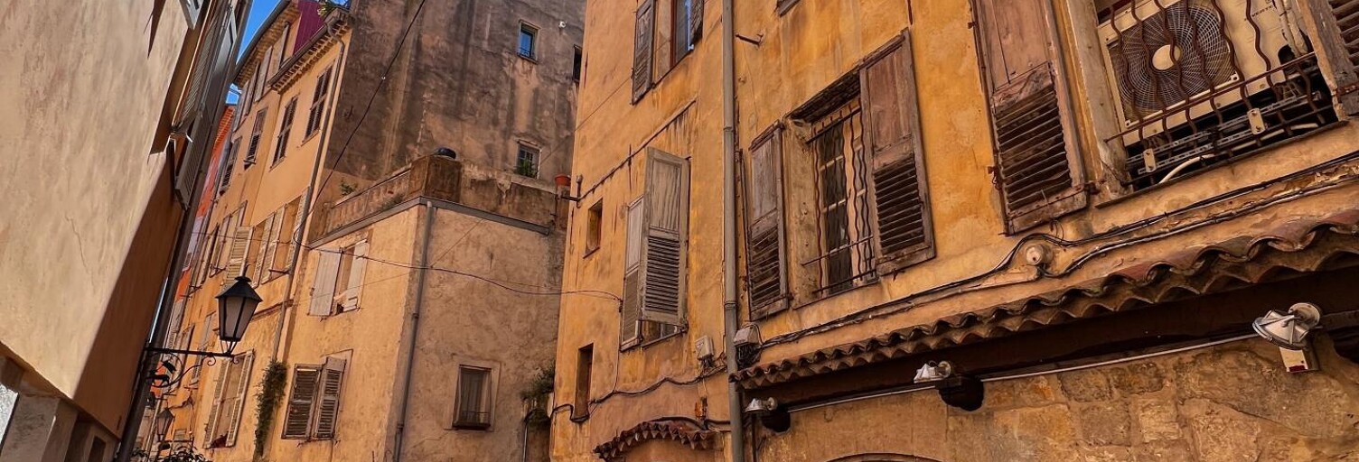 Appartement 1 Pièce 23 m² à vendre à Grasse (06130)