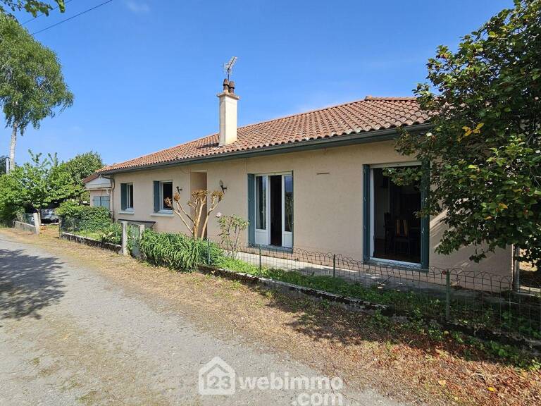 Maison - 115m² - Pontacq — photo 1