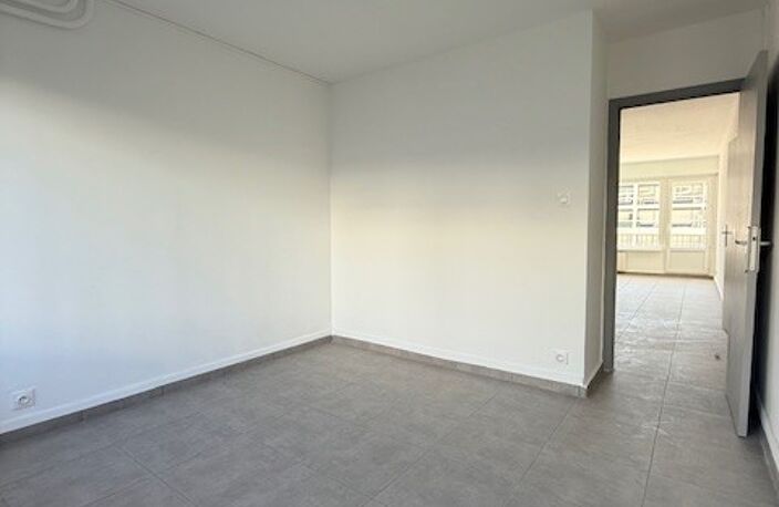 A LOUER / SANS FRAIS D'AGENCE - Secteur Prado / Vélodrome - Type 3 de 62m² avec balcon  — photo 5