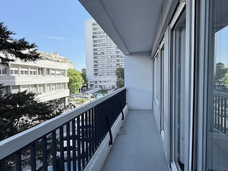 A LOUER / SANS FRAIS D'AGENCE - Secteur Prado / Vélodrome - Type 3 de 62m² avec balcon  — photo 1