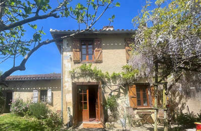 petite maison style ancienne, 3 dépendances en bon état — photo du bien