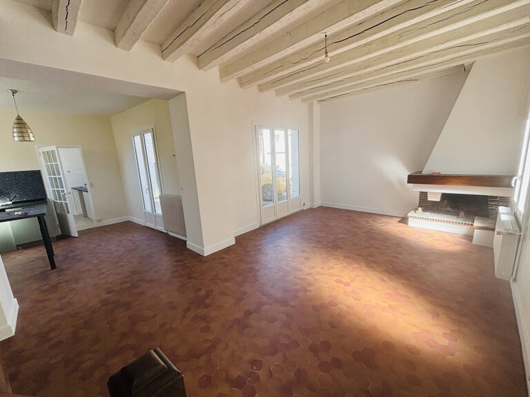 BOURGES Juranville- maison 2 chambres et un bureau -stationn — photo 1