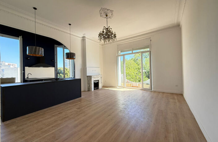 A VENDRE - APPARTEMENT T3 80m2 - Marseille 13011 — photo 3