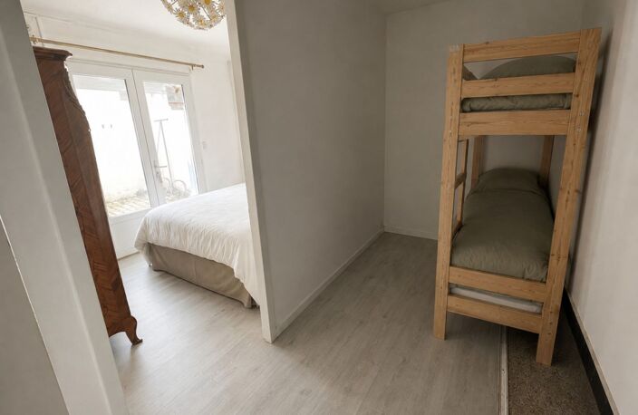 2 Pièces Cabine En rdc Rive Droite — photo 2