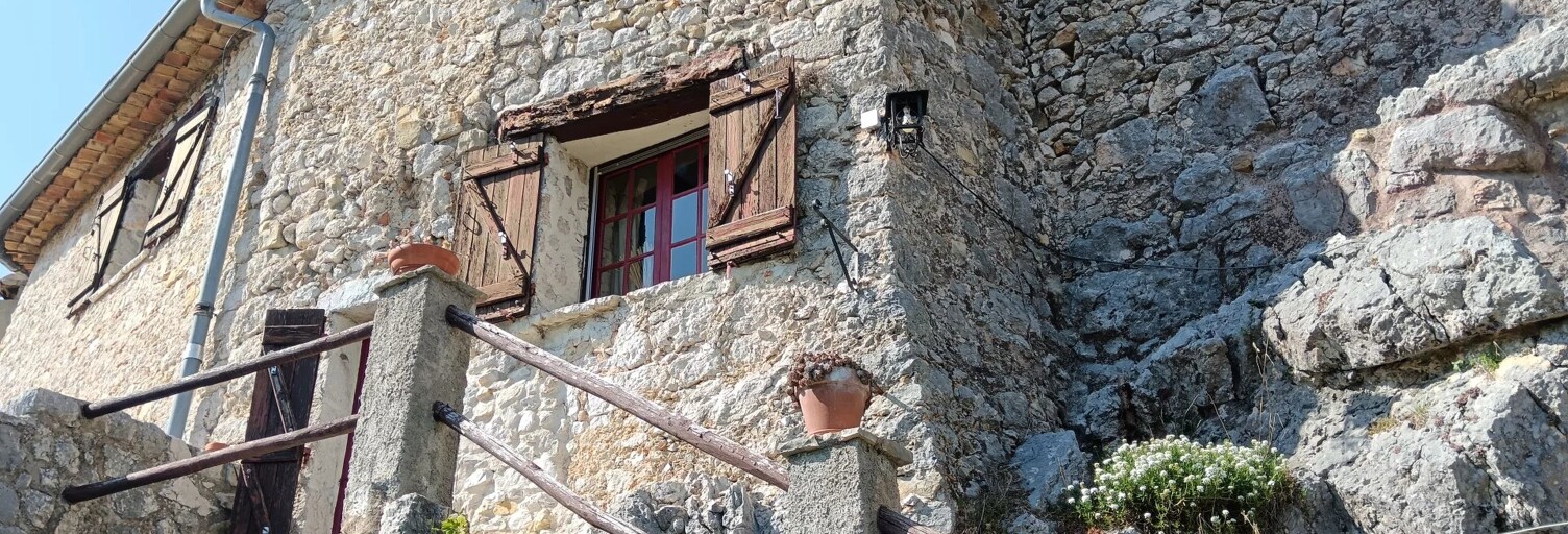 Maison 4 Pièces 111 m² à vendre à Coursegoules (06140)
