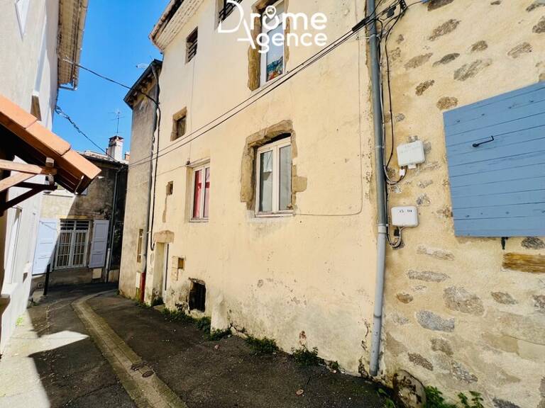 Immeuble — photo 1