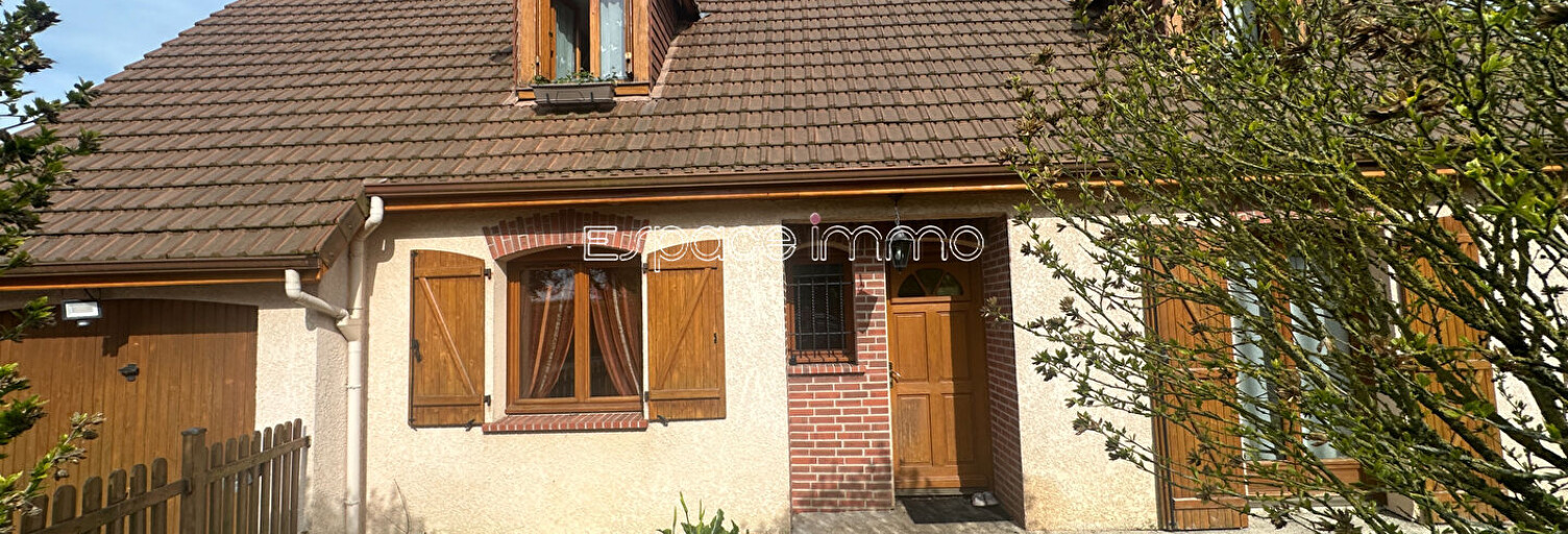 Maison 6 Pièces 133 m² à vendre à Sainte-Croix-sur-Buchy (76750)