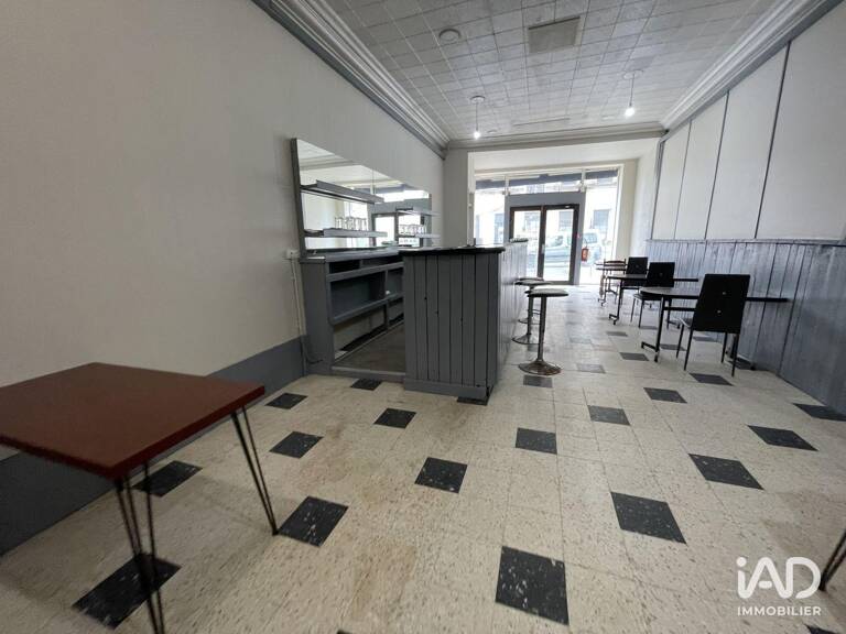 Vente Murs commerciaux 320 m&sup2; — photo 1