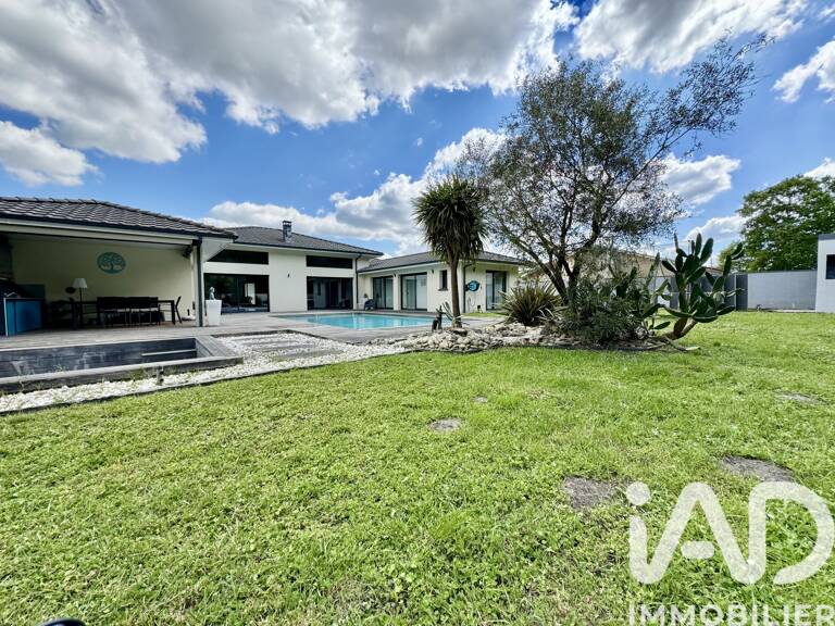 Vente Maison/villa 7 pièces — photo 1