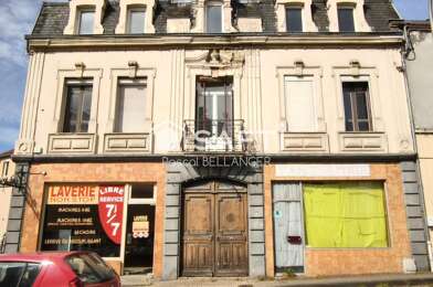 Immeuble  68000 €