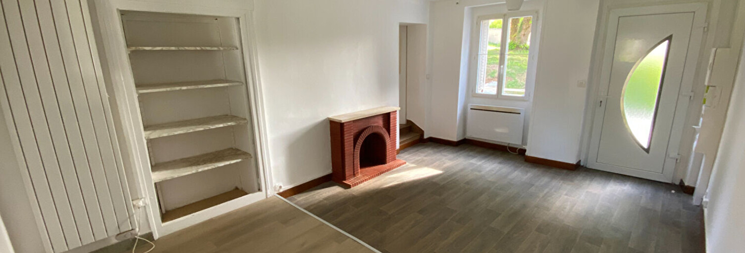 Maison 3 Pièces 60 m² à louer à Sens-Beaujeu (18300)