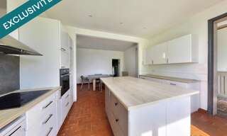 Maison 5 Pièces 133 m² à vendre à Val de Virvée (33240)