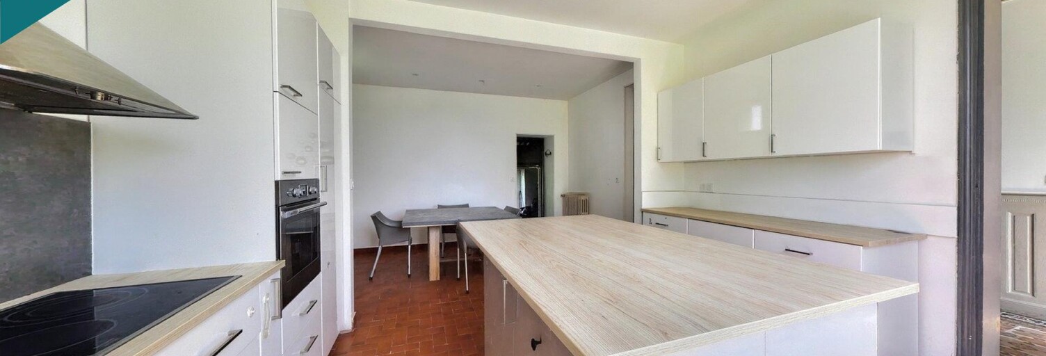 Maison 5 Pièces 133 m² à vendre à Val de Virvée (33240)