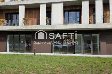 Commerce 2 pièces 374500 €