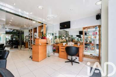 Commerce  55766 €