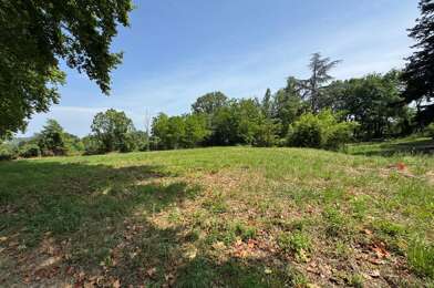 Terrain  83000 €