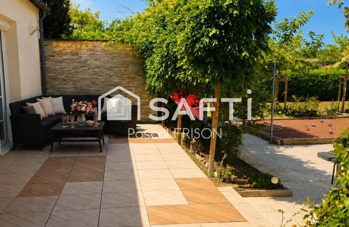 Un jardin de 2 500 m², quatre chambres et un cadre de vie exceptionnel Il ne manque plus que vous ! — photo 2