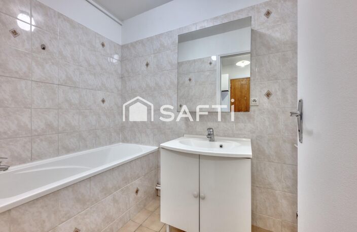 LE PARC DE SAINT-MAUR  STUDIO AVEC BALCON — photo 3