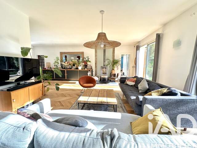 Vente Maison/villa 8 pièces — photo du bien
