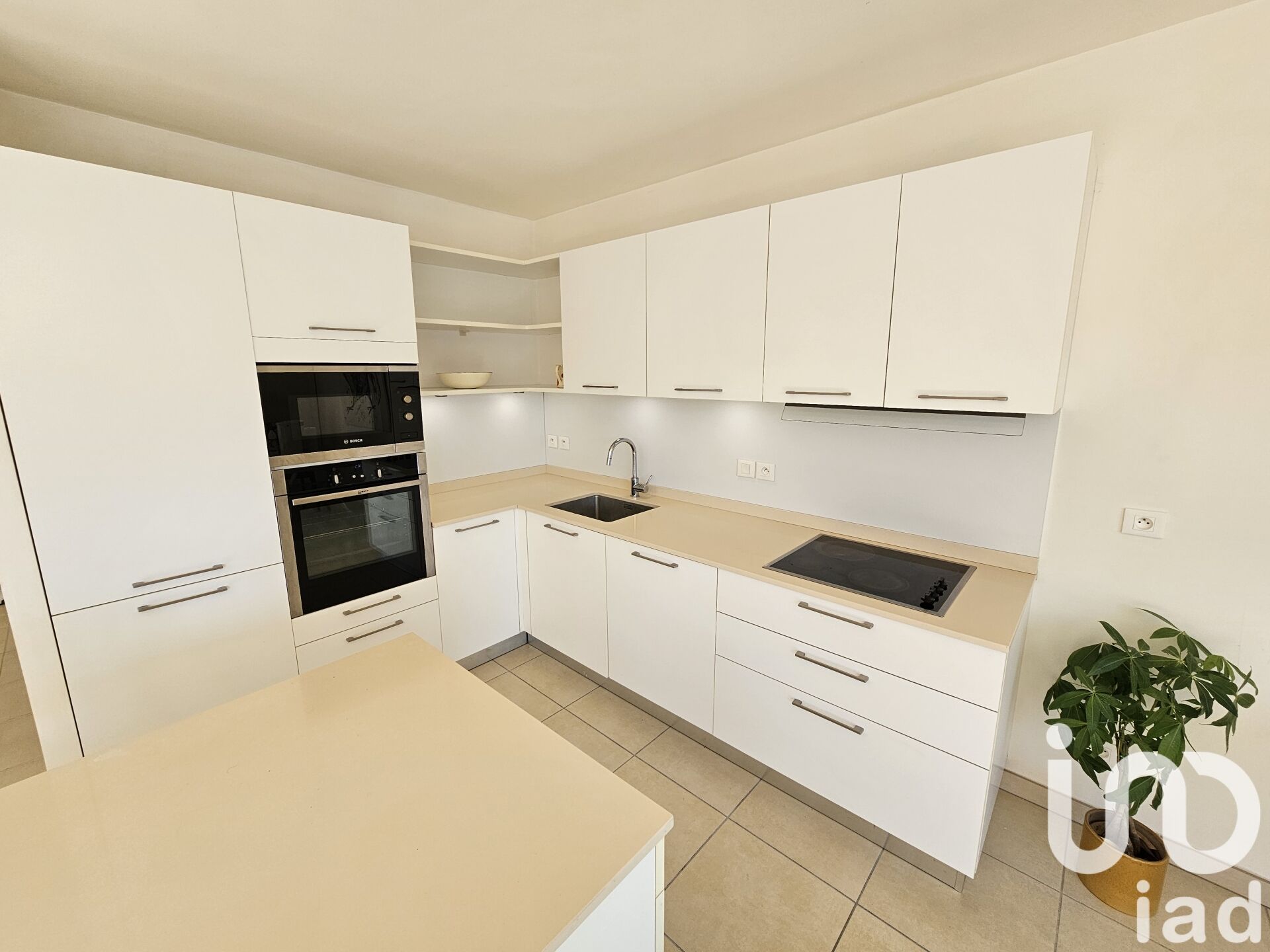 Vente Appartement 4 pièces - Photo 2
