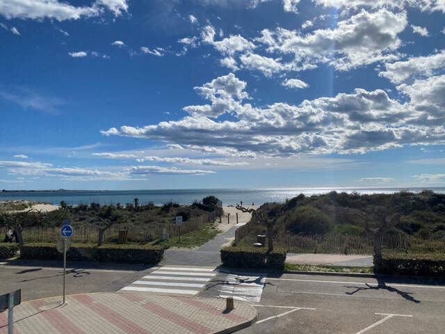 Exceptionnel au Boucanet appartement type P3 avec vue mer — photo du bien