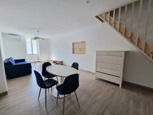 Maison de ville de 3 pièces principales — photo du bien