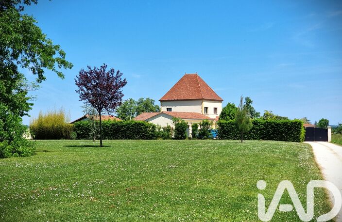 Vente Maison/villa 7 pièces — photo 2