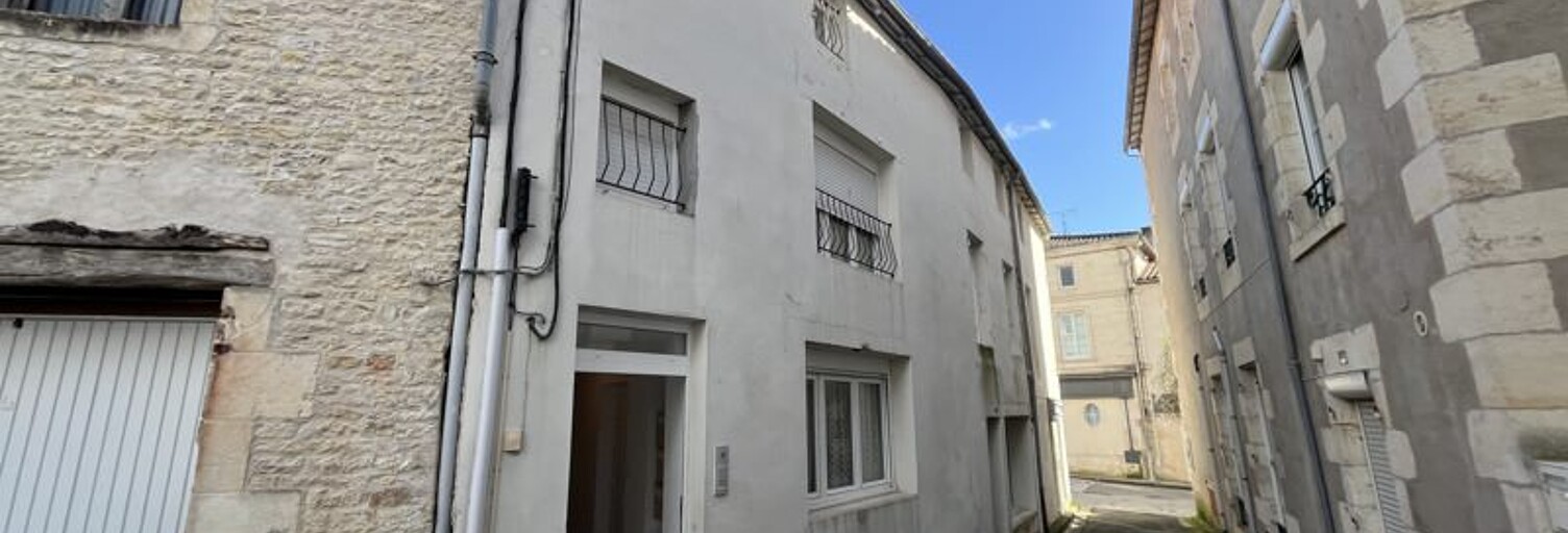 Immeuble   m² à vendre à Mauzé-sur-le-Mignon (79210)