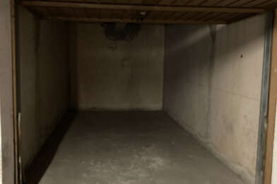 Garage  123 €