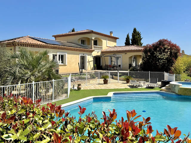 Villa avec piscine - Terrain 2000 m2 — photo du bien