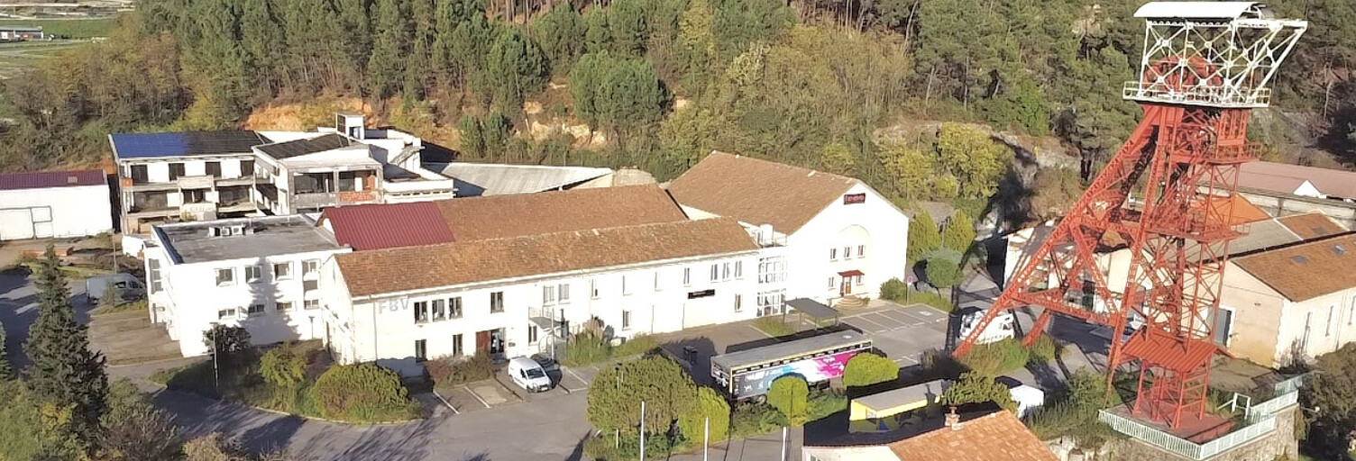 Local industriel 9 Pièces 190 m² à vendre à Saint-Martin-de-Valgalgues (30520)