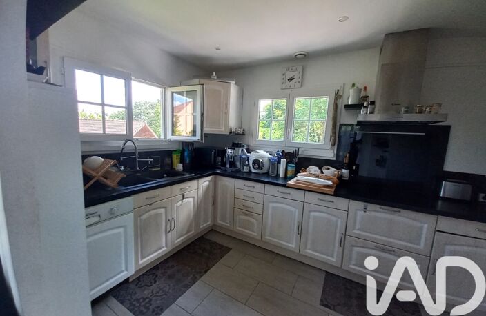 Vente Maison/villa 8 pièces — photo 2