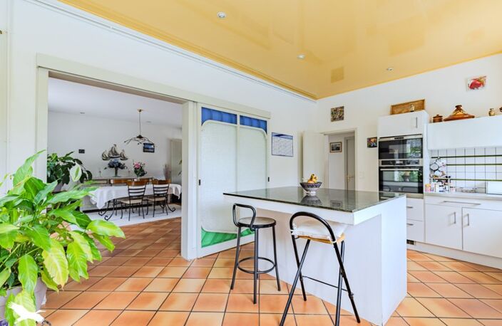 Maison en pierre de 9 pièces principales — photo 4
