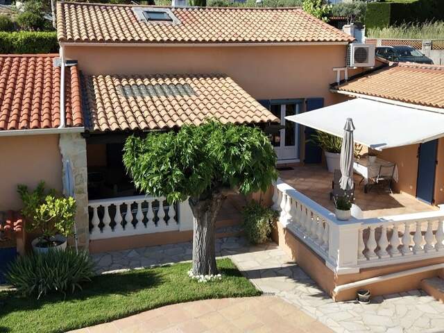 Vente Maison/villa 8 pièces — photo du bien
