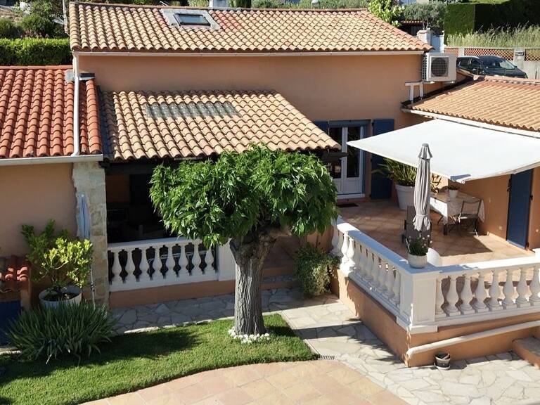 Vente Maison/villa 8 pièces — photo 1