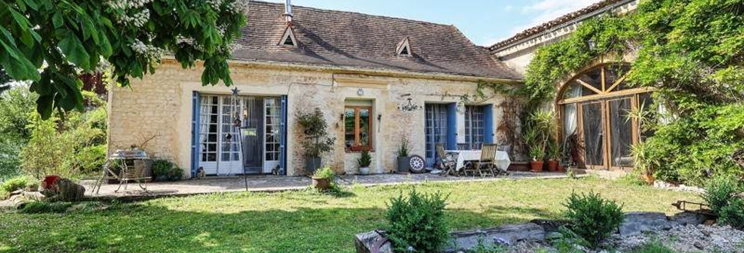 Maison 6 Pièces 220 m² à vendre à Saint-Avit-Saint-Nazaire (33220)