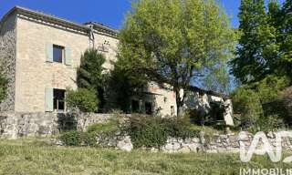 Maison 8 Pièces 250 m² à vendre à Saint-Nazaire-le-Désert (26340)