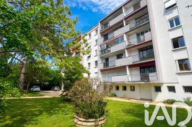 Appartement 3 pièces 180000 €