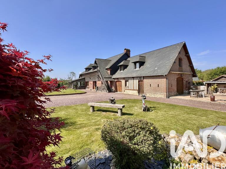 Vente Maison/villa 8 pièces — photo 1