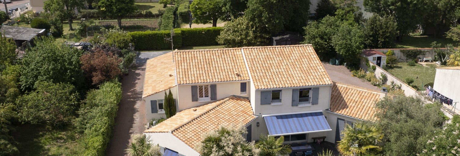 Maison 7 Pièces 210 m² à vendre à Vergeroux (17300)
