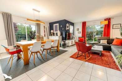 Maison 6 pièces 303933 €