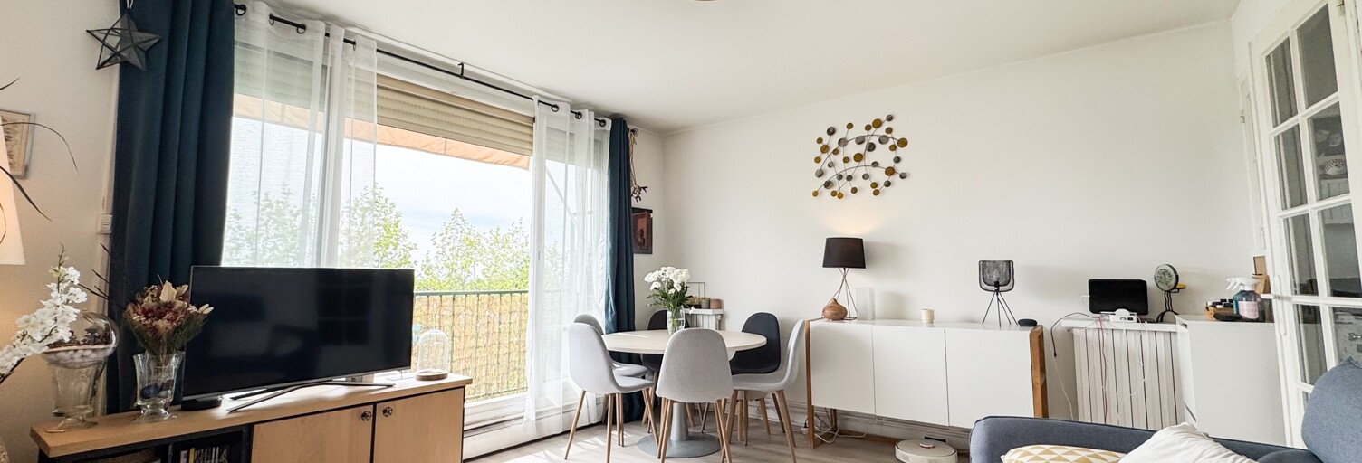 Appartement 5 Pièces 84 m² à vendre à Neauphle-le-Château (78640)