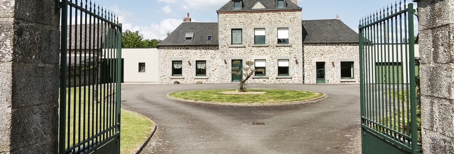 Maison 12 Pièces 228 m² à vendre à Mayenne (53100)