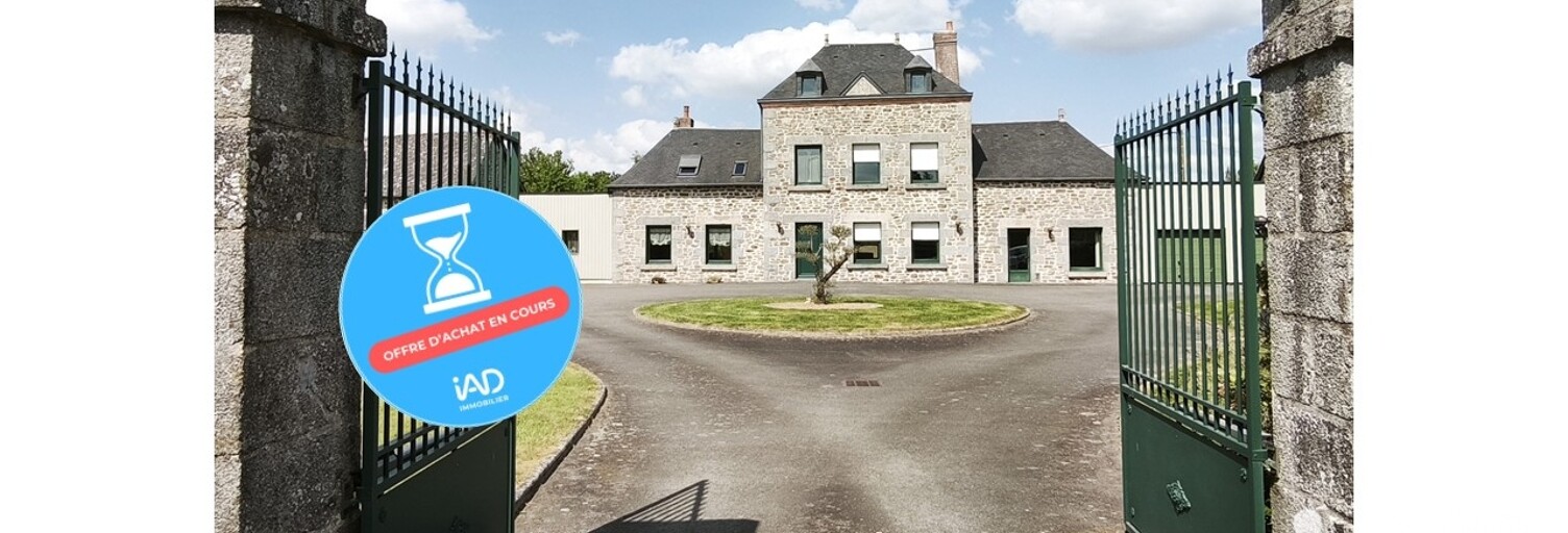 Maison 12 Pièces 228 m² à vendre à Aron (53440)