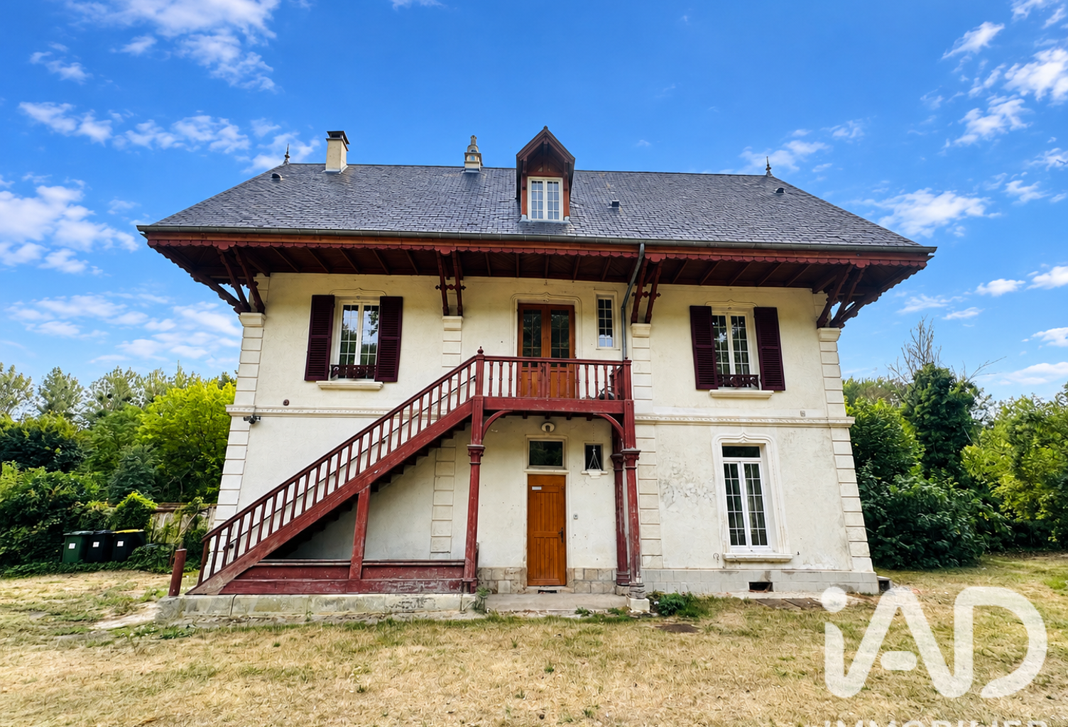 Vente Maison/villa 8 pièces — photo 1