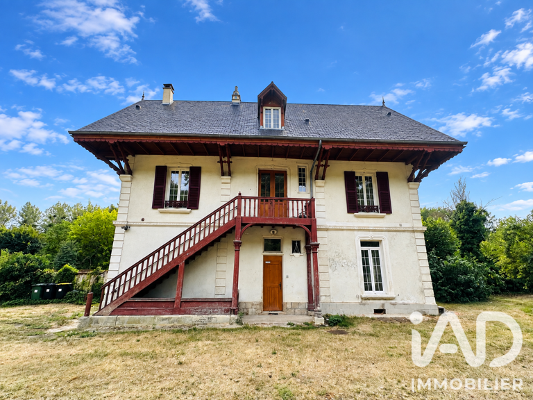 Vente Maison/villa 8 pièces — photo 1