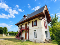 Vente Maison/villa 8 pièces — photo 2